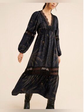 Farm Rio Long-Sleeve Floral Lace Silky Midi Dress size S